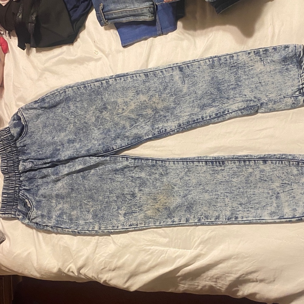 Women’s fashion jeans